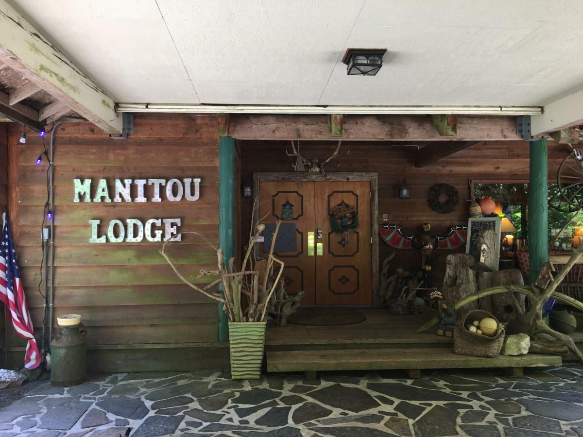 Manitou Lodge Forks Extérieur photo
